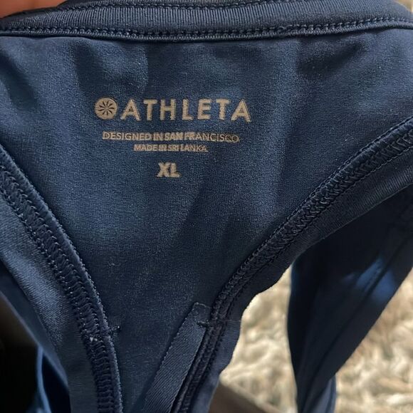 Athleta limitless keyhole tank blue XL - Picture 6 of 6